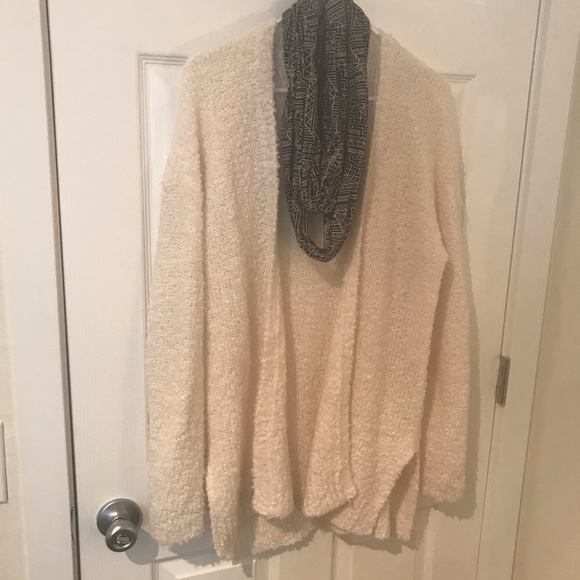 Infinity scarf - Picture 2 of 4